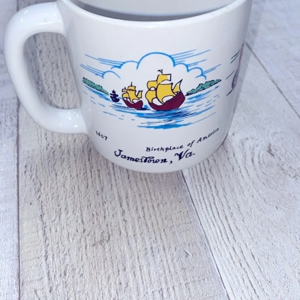 Governors Palace Williamsburg Virginia vintage coffee mug